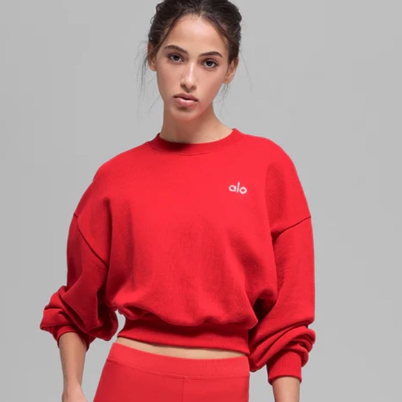 ALO Yoga Tops - BNWT. Cropped Accolade Crewneck.